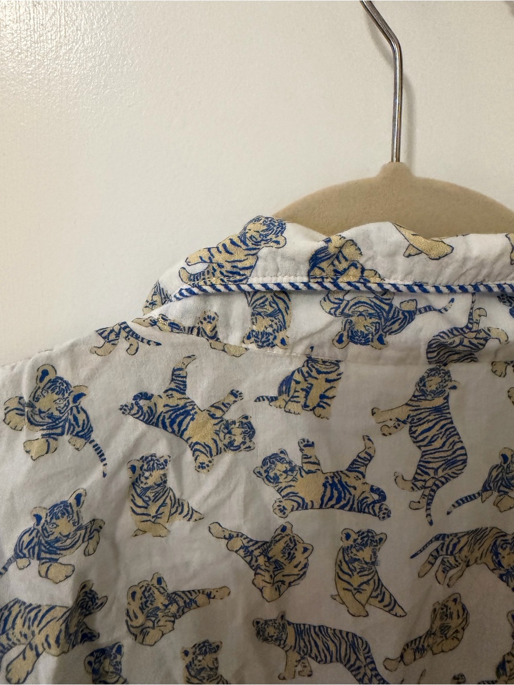 Roller Rabbit Pajama Top - Picture 6 of 6
